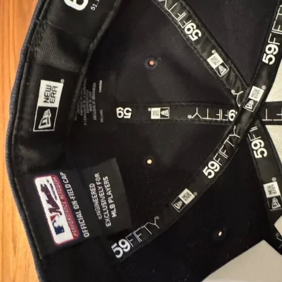 Authentic Yankees Hat - NWT - Picture 4 of 5